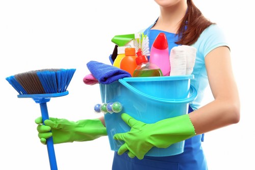 Free quote process for a townhouse and apartment cleanout